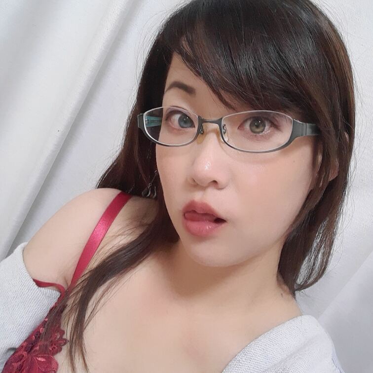 今日は顔がとっても盛れました✋