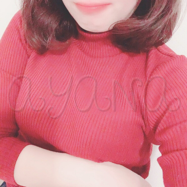 寒いねー！
タイトなニットがすき♡
