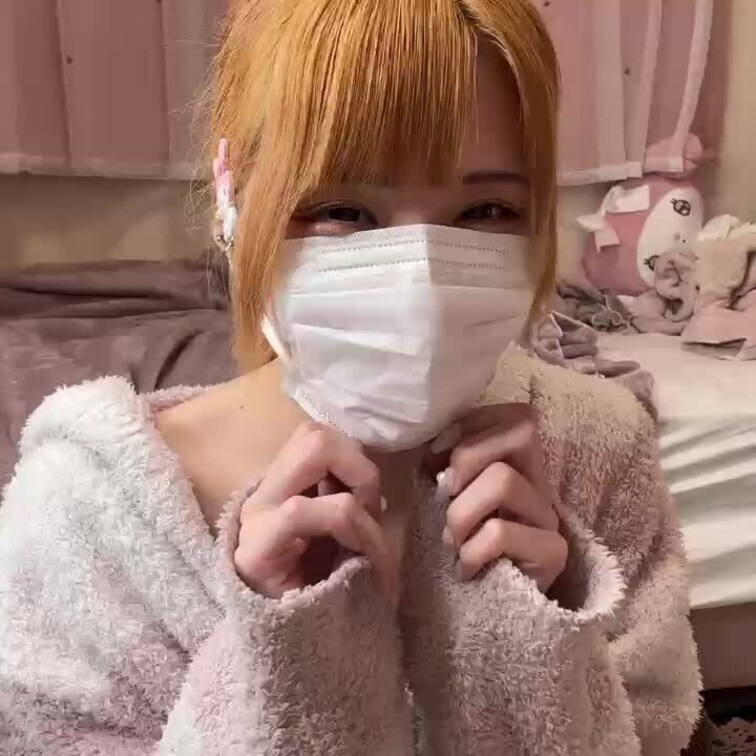 【みれい 20 歳】

みれいさんのライブ配信動画です
生ライブ配信だと、1 回の有料配信を視聴すると、おおよそ平