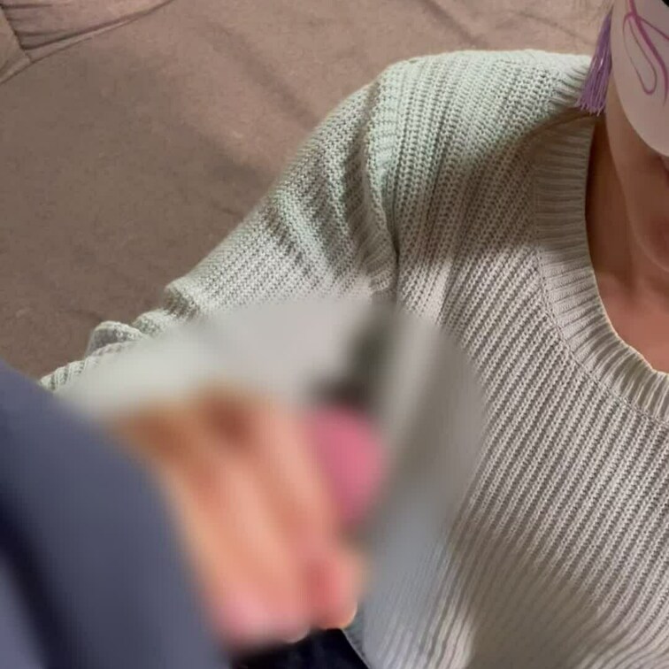 野外露出からの室内フェラ⑥
 
 旦那目線Ｖｅｒ．です😍
 妻の可愛い顔が良く見えます♥️さっきまで公園にいたママ
