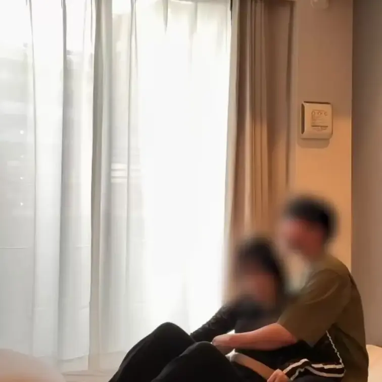 セフレの大学生くんのお家でエッチしてきた。

いいねとブックマーク多かったらロングver出しちゃうよ❤︎