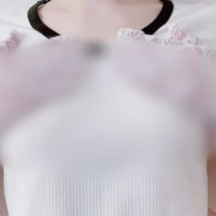 動画No.001
ボカシ：強
無料版前編

ぴちぴちのシャツを着てノーブラチクニーしてみました🥺
前半は着衣で