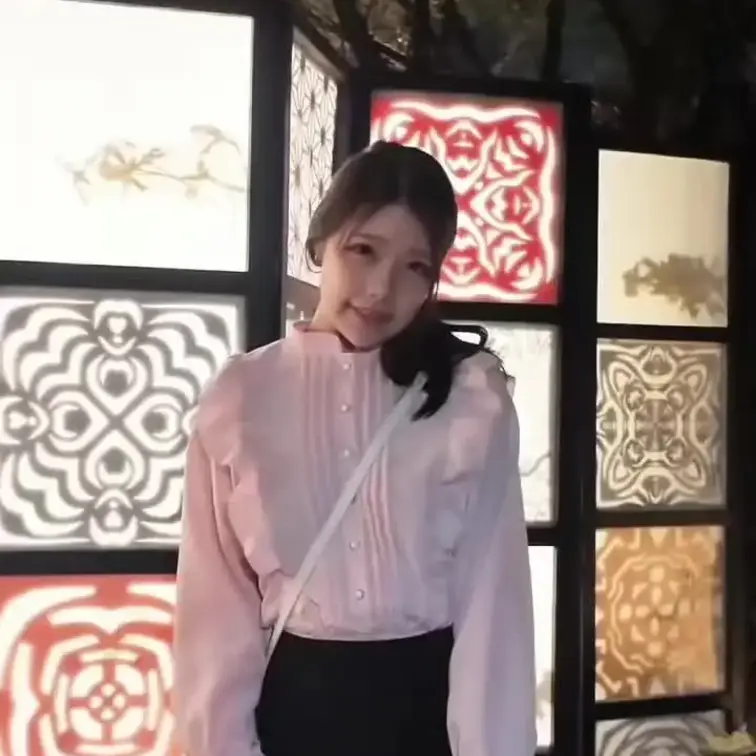 チラリっ♡