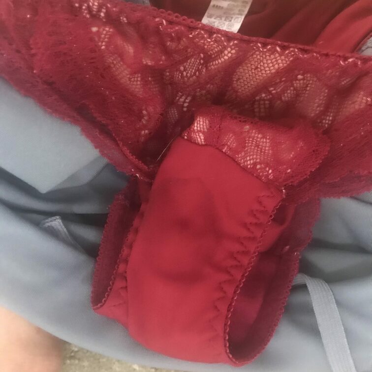 今だよ🥹
ぐっちょり…
色変わってるの見える?