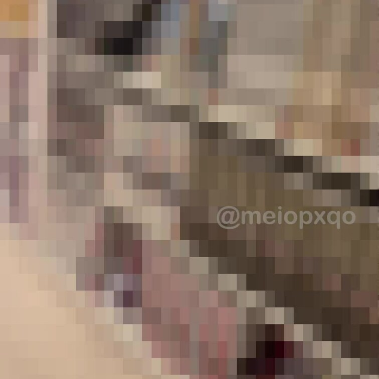 ❤️押してから動画みてね❣️

ネカフェに行ったら本棚で入れ替わり立ち替わりで4、5人くらいから痴◯された動画です🥹