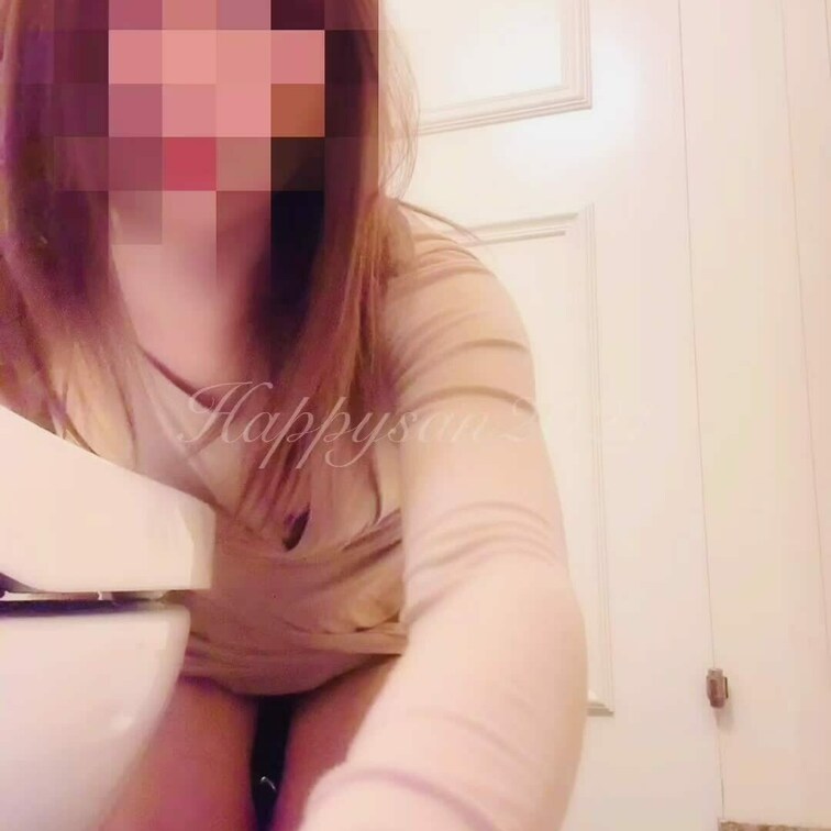 商業施設のお手洗いで
ガチ逝きノーカット🤫
📹5分🌹