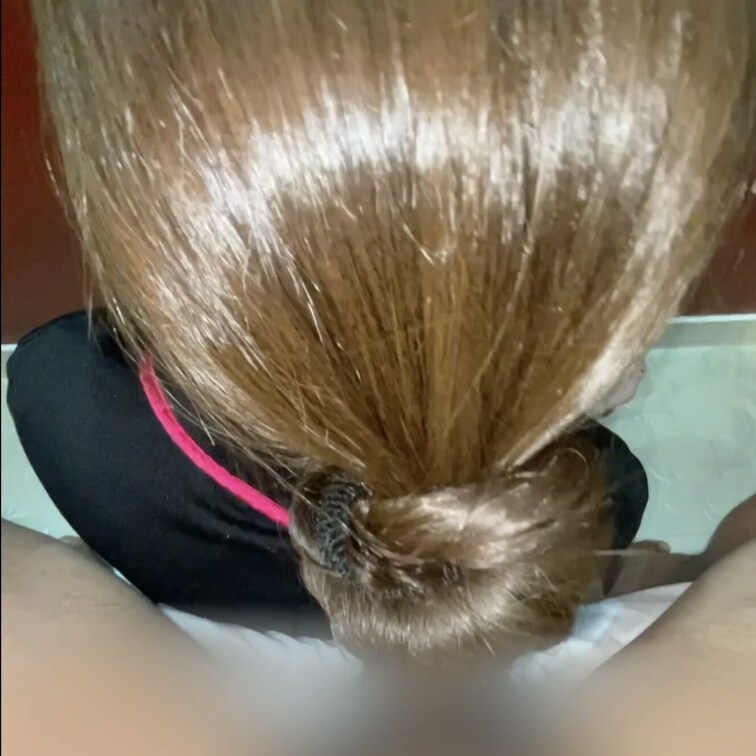 お団子に挿入😂そのまま中で、、笑
髪フェチ