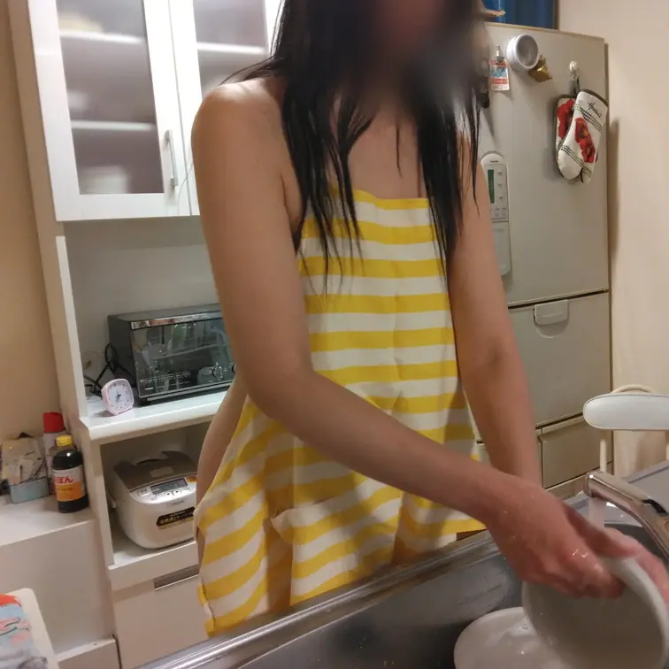裸にエプロン(⋈◍＞◡＜◍)。✧♡