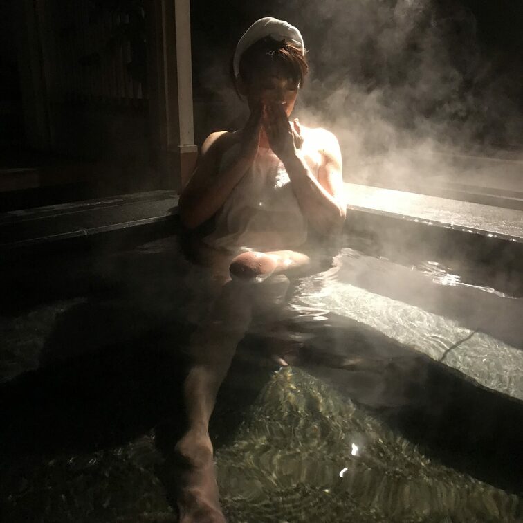 もっとぉ、、、
エッチな、、入浴姿、、、
見て欲しいな。。。