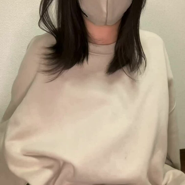 人妻みなみさんのオナニー動画part２です😀
今回も私服姿の人妻さんがオナニーします❤️
是非part１と合わせてお