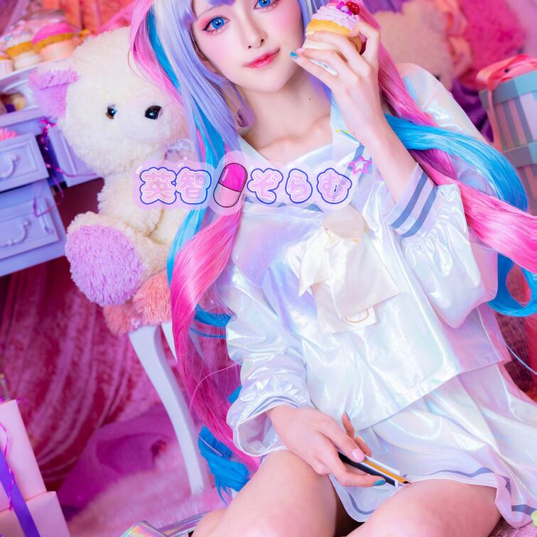 未公開コス写真ですわよ
推してけ〜?