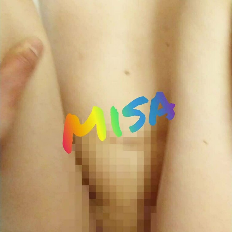 寝そべるとちっパイ感が...(悲