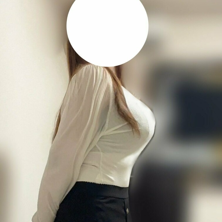 このお洋服を着てデートしてみたいです😳