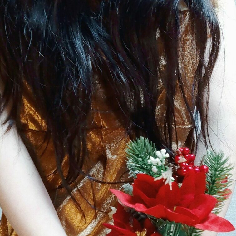 もうすぐクリスマスですね。
これはピアの人妻写真展に撮ったけどボツにしたものです。
でも、うまく撮れたかな、
