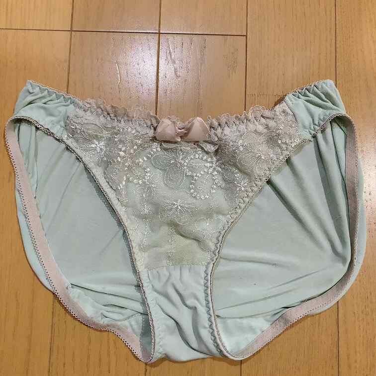 嫁パン
今日はうっすら汚れてます！
匂いもそんなに臭く無くて残念😩