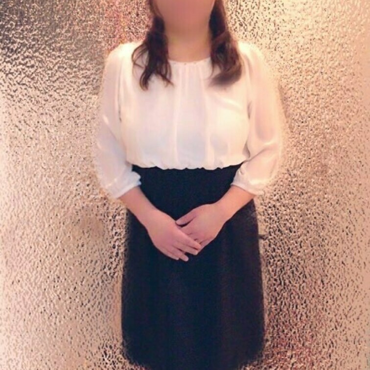 嫁ちゃんのエッチな写真やハメ撮り動画をアップしてます!
いつか他人棒セックスするのが夢です😆
みなさんいっぱいオカズ