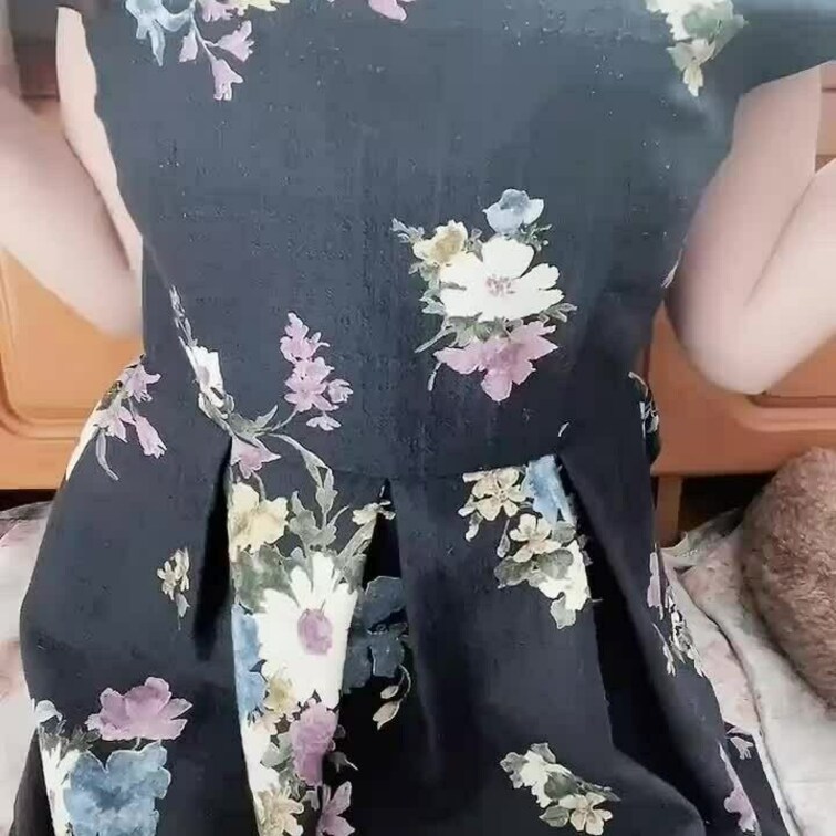 我慢1日目

感度を高めたくて乳首触るの我慢します。。。

1週間乳首いじるのやめます笑

1週間後は乳首に