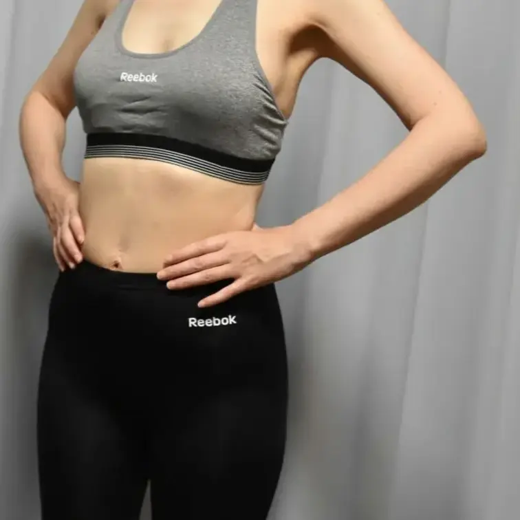 【無料】妻のスポーツウェア姿です。
谷間が見える服は一切着ないのでこの格好で人前で運動させてみたいです。
いいね