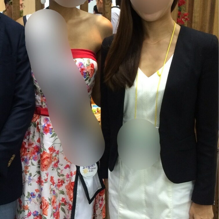 美人妻のお仕事写真