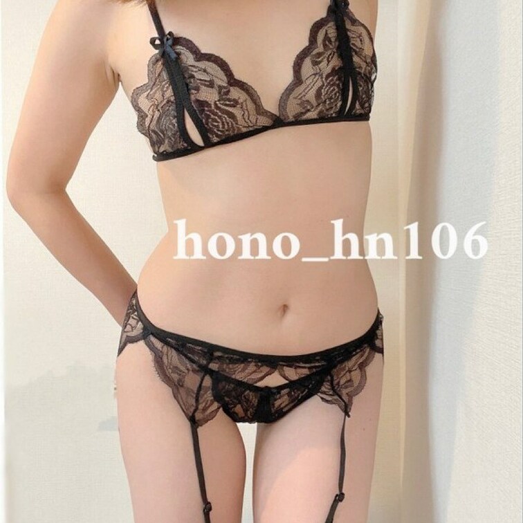 みんなおはよ♬*゜
初めてガーター着てみた🙈💗