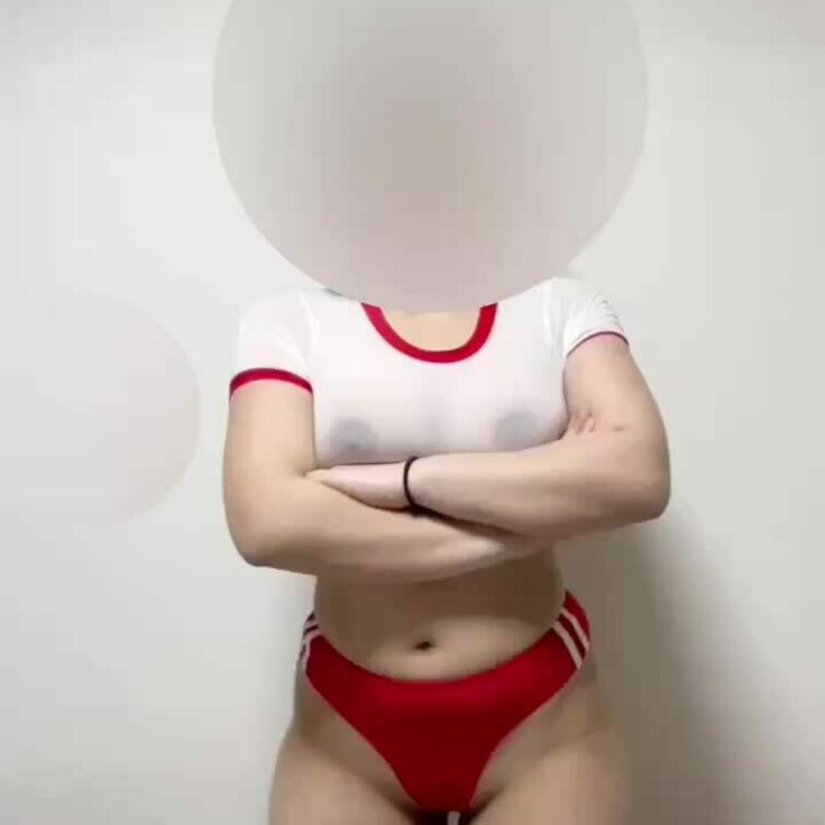 久しぶりにTikTok撮ってみました！
このコスチュームもエロすぎて最高にエロい😊