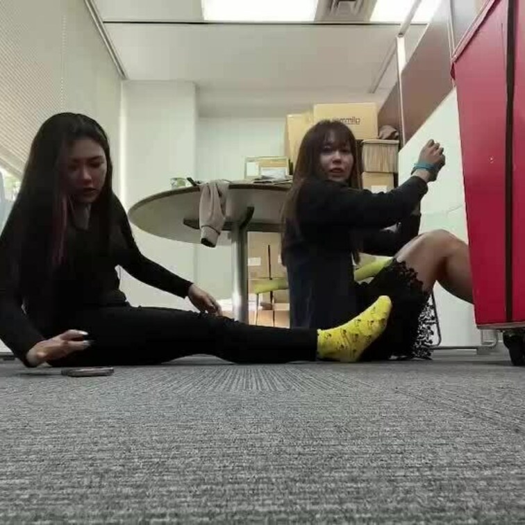 皆様いつもご購入ありがとうございます☺️
今回のくすぐり動画はこちらです👍

是非見てあげてくださいね(  ˆОˆ