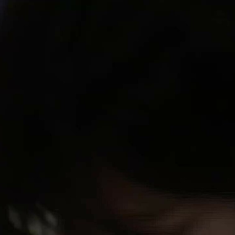 ラブホでちょいぽちゃ女子に乳首舐めてもらってる動画です。