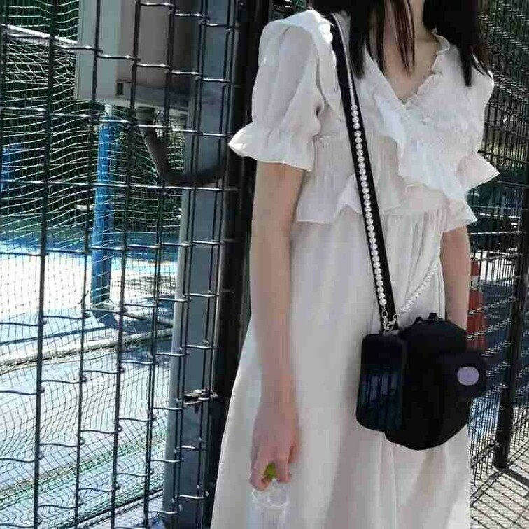ト〇横の真実【１９歳大学生めいちゃん②】

普段は至って普通のサラリーマンです。
風俗遊びやメンエスにも飽きた頃に