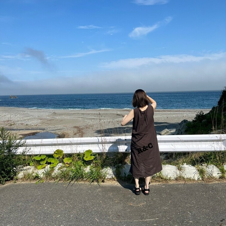 お久しぶりです！
海岸露出シリーズ投稿始めます！
Twitterの○○○めをプランでは投稿していきます！
単品も登