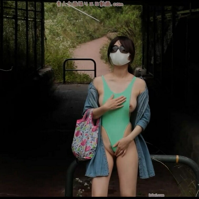 陰毛がハミでるハイレグレオタードで怪しい高架下で野外露出しました
好きな野外露出があったら撮影するのでコメントで教えて