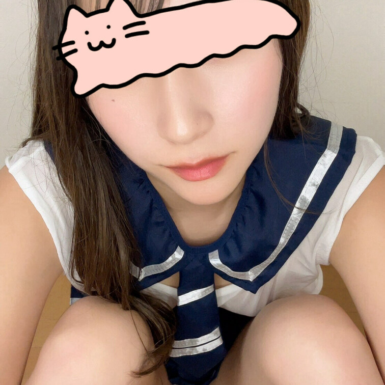 コスプレ好きな人ー！

他にもおしっこや聖水、いろんなえっちな写真や動画載せてるからチェックしてね！
