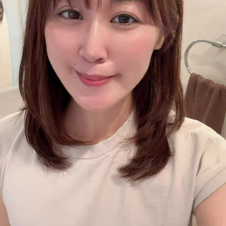 エッチな姿勢教室❤️
一緒に姿勢を正してオナニーしよう✨