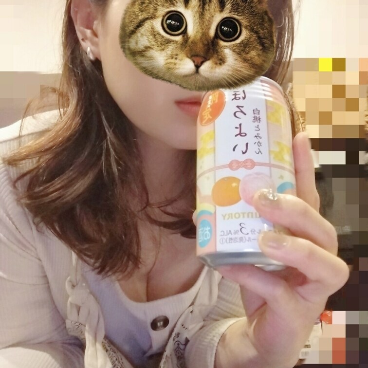 お疲れ様です♡の乾杯🍻
一緒に飲みます？😊

出張人妻手コキ（乳首虐め耐久動画）編集中です🫡
もう少々お待ちくだ