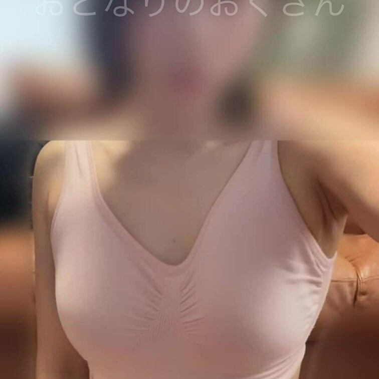 寝起きのおっぱい