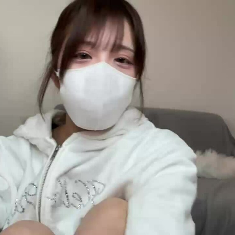 【みれい 20 歳】

みれいさんのライブ配信動画です
生配信だと、1 回の有料配信を視聴すると、おおよそ平均 5