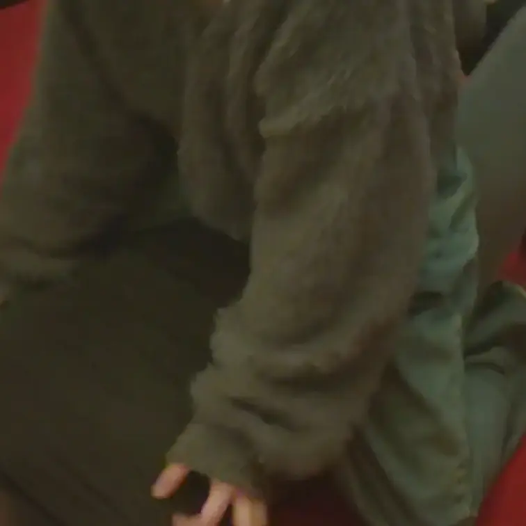 【K-006】昔面倒見てた子と再会したのでこちょこちょごっこで遊んでたら笑い死ぬかと思った