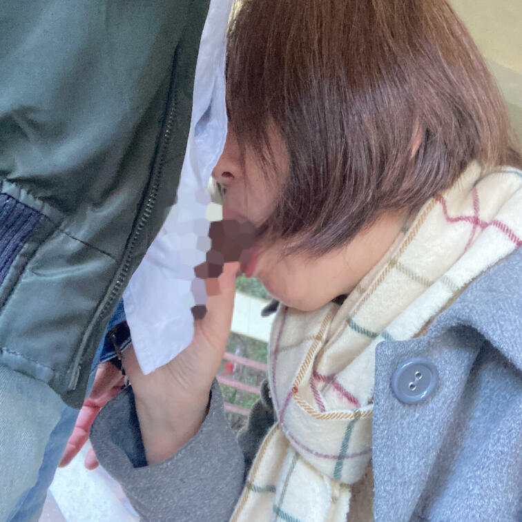 ちょっと間か空いてしまいましたが、単独さんに遊んでもらった日に、お昼ご飯食べた後いつもはあまり行かない展望台に行って、フ