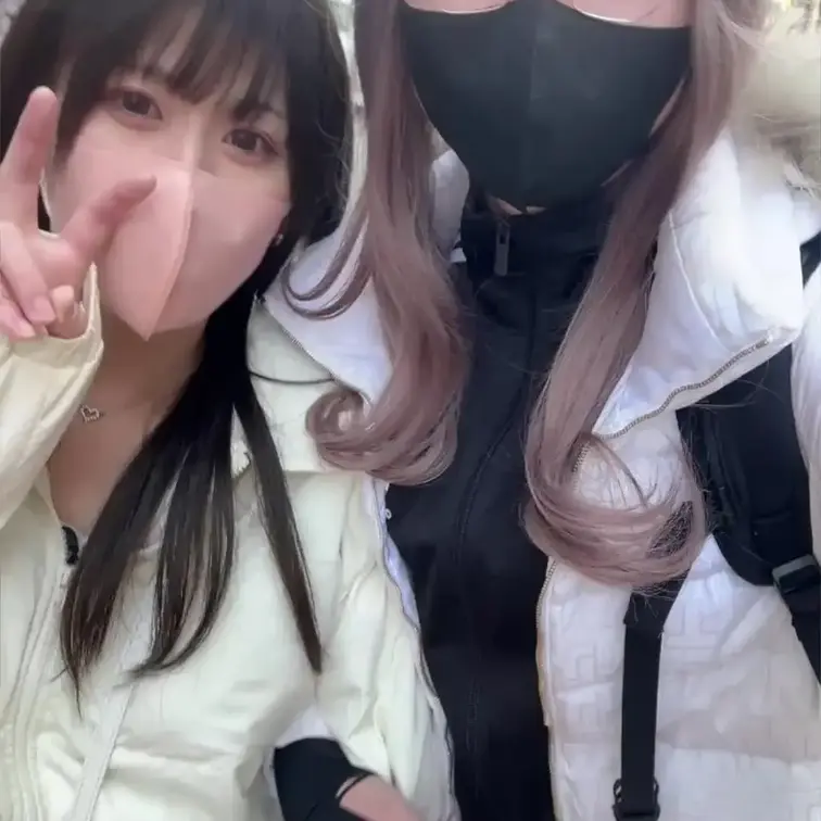 こんばんは！

今回はいつもと違う感じで撮影して見ましたよー✌(´>ω<｀)✌

ダウンコート衣装はとある友人の