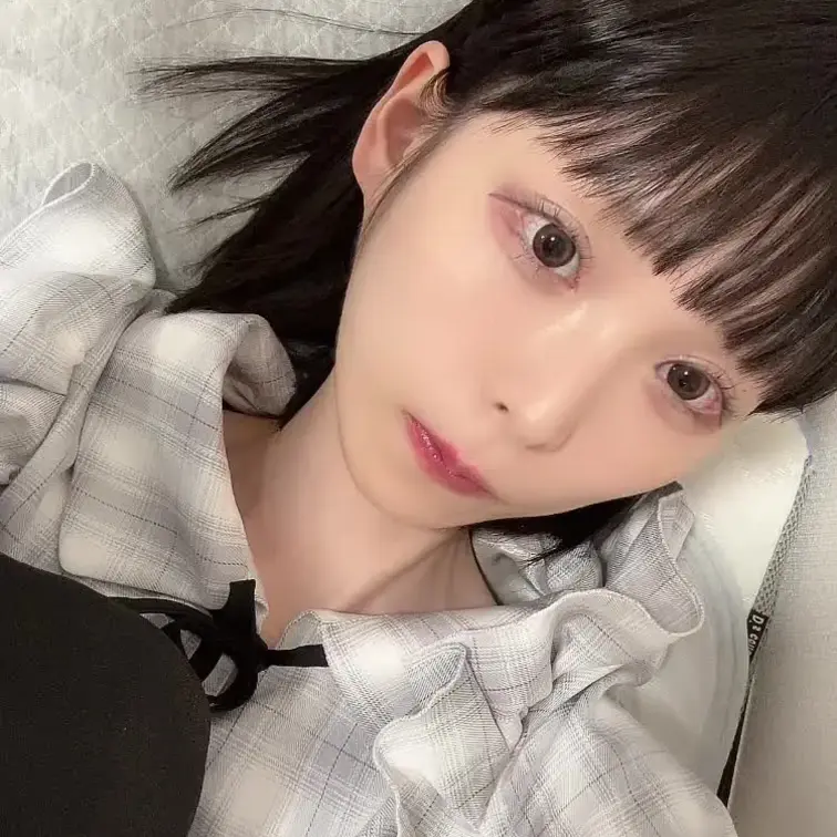 とんがりおしり動画
ストッキング着用からストッキング脱衣、おしり中心
肋骨も見えます！