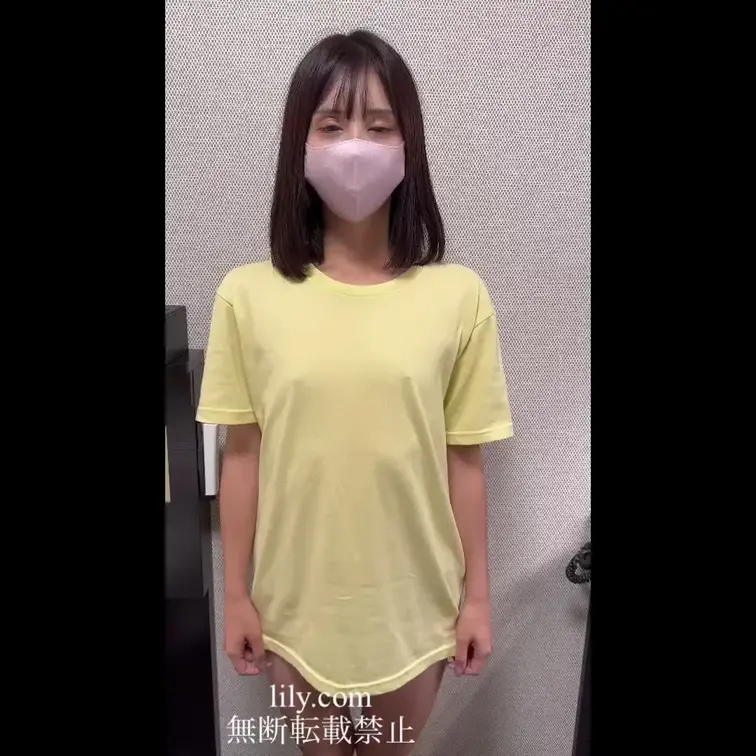 元々モデルさんで現在は〇〇（秘密だって）と、スタイルを活かしたお仕事されてる方！