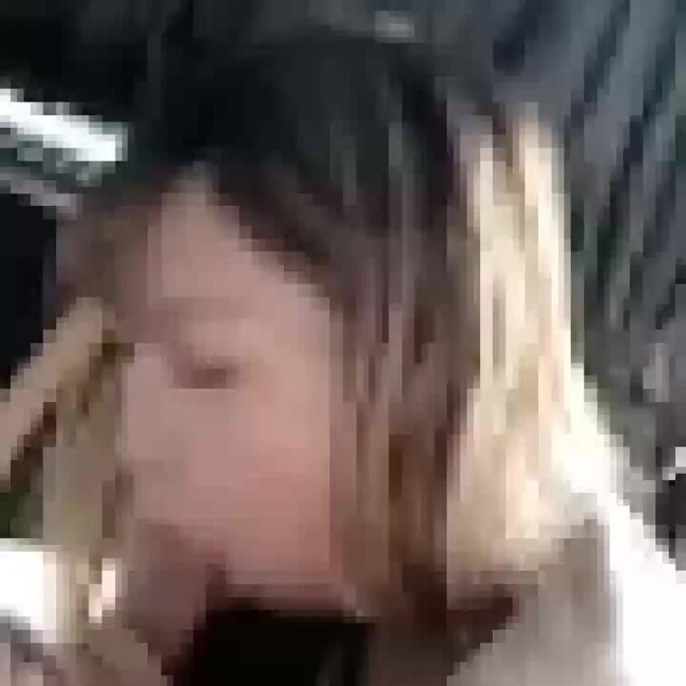 26歳ショップ店員車内口内発射❤️