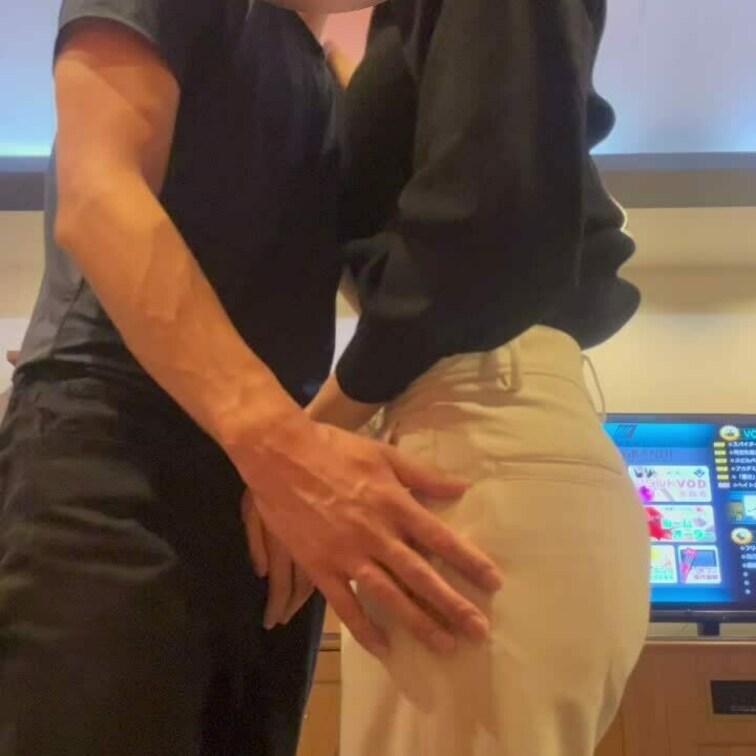 白のTバックが似合いすぎる美女との密会❤️