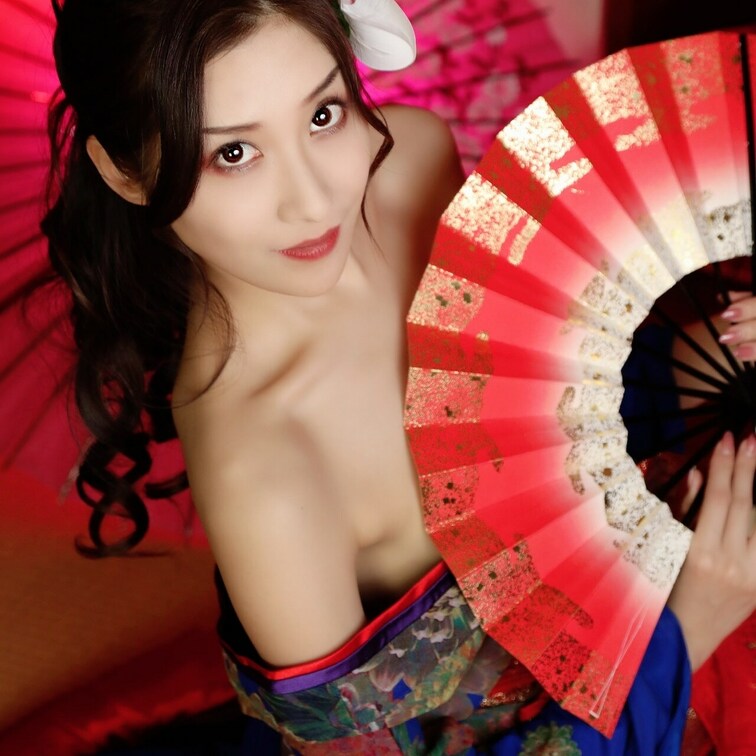 綺麗なお写真です✨️
SNSに投稿できないのが惜しいです😣

撮影会、

今月はスーツ、

来月は浴衣の予