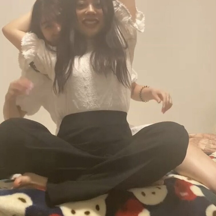 
皆様いつもご購入ありがとうございます☺️
今回のくすぐり動画はこちらです👍

是非見てあげてくださいね(  ˆ
