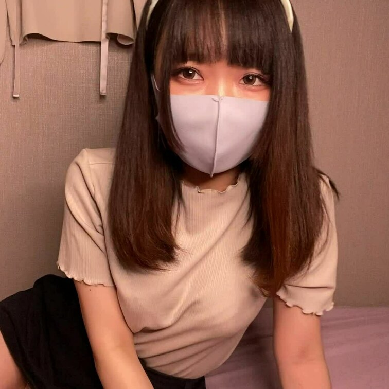 "ﾟ+*:;;:*　*:;;:*ﾟ
こんにちは、みゆだよ！😆✨

大好きな彼氏とテレビ電話しながらおなにーするシチ