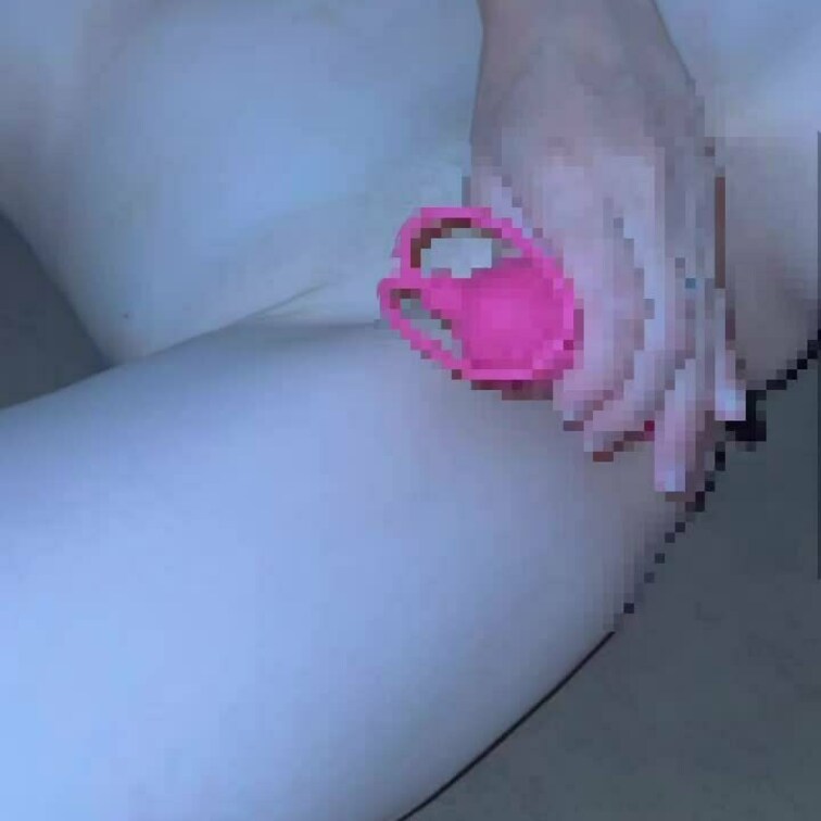 嫁オナ💕いつも通りビクンビクンいっております😁
