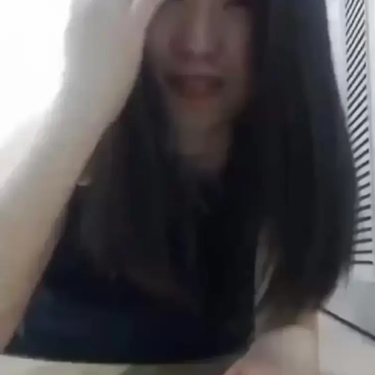 会社内で、、、続きもあるよ