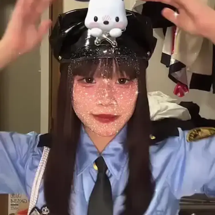 コスプレ女子大生と楽しくおしゃべりしましょう!
本日はポリスウーマンコスです!
59分59秒、お付き合いください!