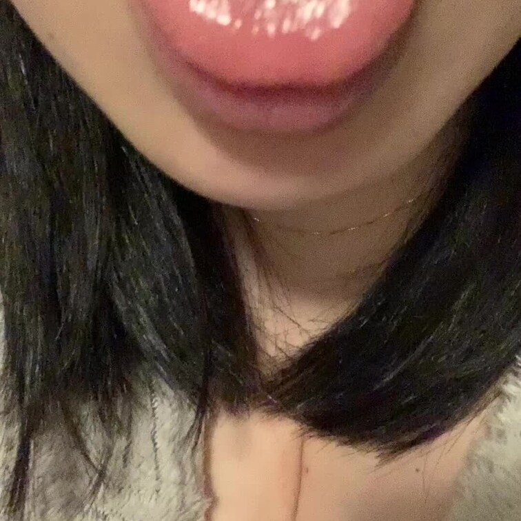 濃厚なベロチューしよ？