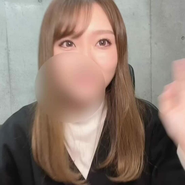 【有料版は完全顔出し💓】
 テンガエッグの2個使いで両方の乳首をいじめてみました...
 あまりの気持ちよさに、初め